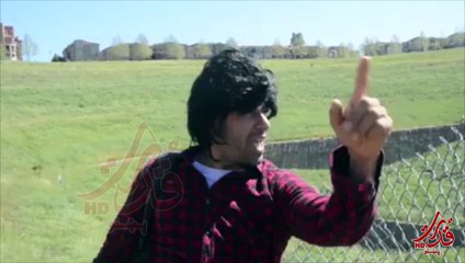 Ko Agha invites Sharukh Khan to his music show and asks him some serious questions, at the same time promoting khumar's shampoo.