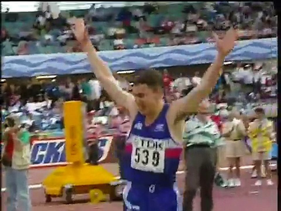 Jonathan Edwards Triple Jump 18m29 (WR) | Goteborg 1995