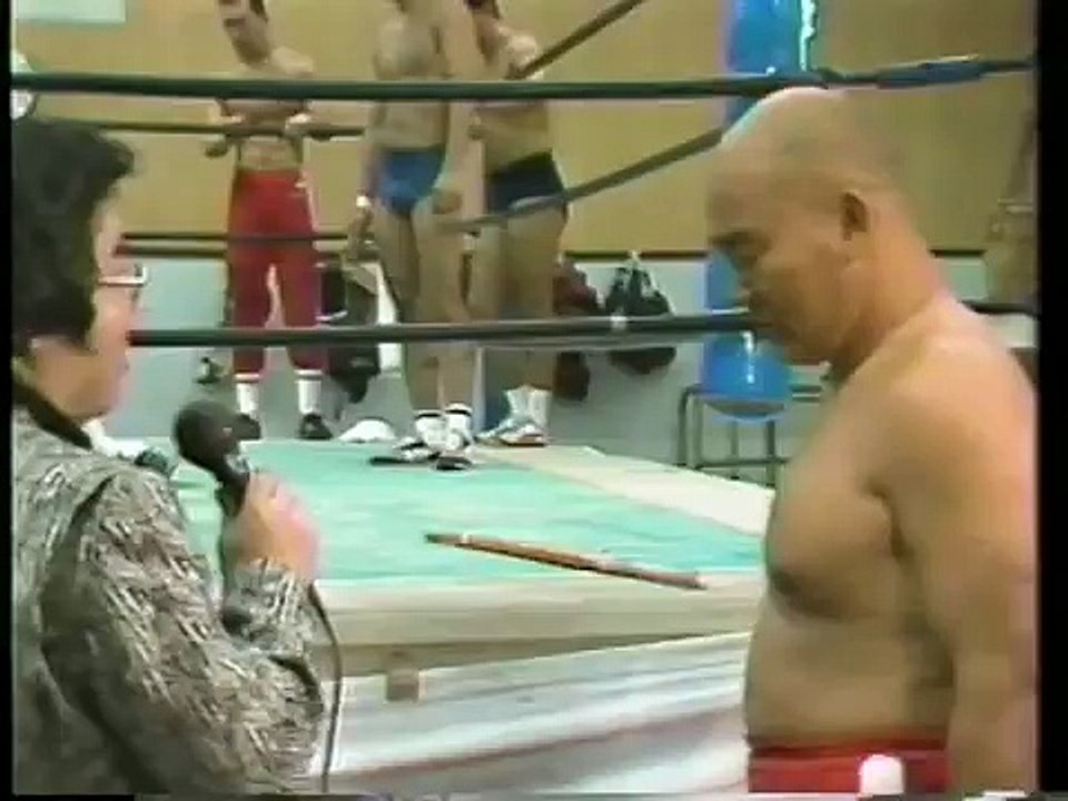 初代タイガーマスク　体力測定★　Tiger mask Satoru Sayama