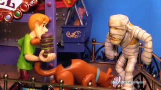 SCOOBY DOO Cartoon the Scooby Doo Spooky Scarey Amusement Park a Scooby Doo Trap Toy Parody