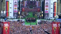 Helene Fischer und die Deutsche Fußball-Nationalmannschaft - Atemlos (Weltmeister 2014-Version)