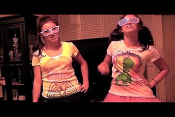 "If You Wanna Be My Lover"/ "Wannabe" by the Spice Girls Music Video