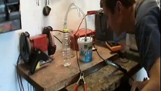 Elektroliza - pridelava vodika in kisika doma