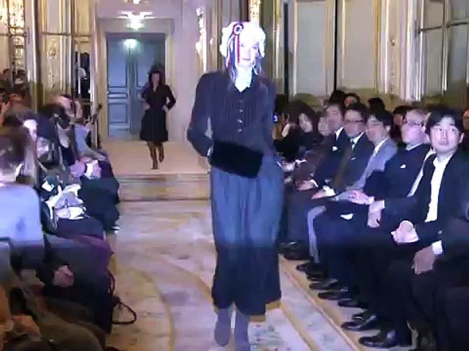 Défilé Agnès b.- Prêt-à-Porter Femme Automne/Hiver 2011/12 avec Sophie Marceau