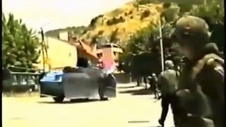 Serbian soldiers and civilians  leaving Prizren - Kosovo and Metohija June 1999