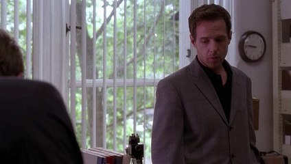 S01E08 8. Cigarette Burns