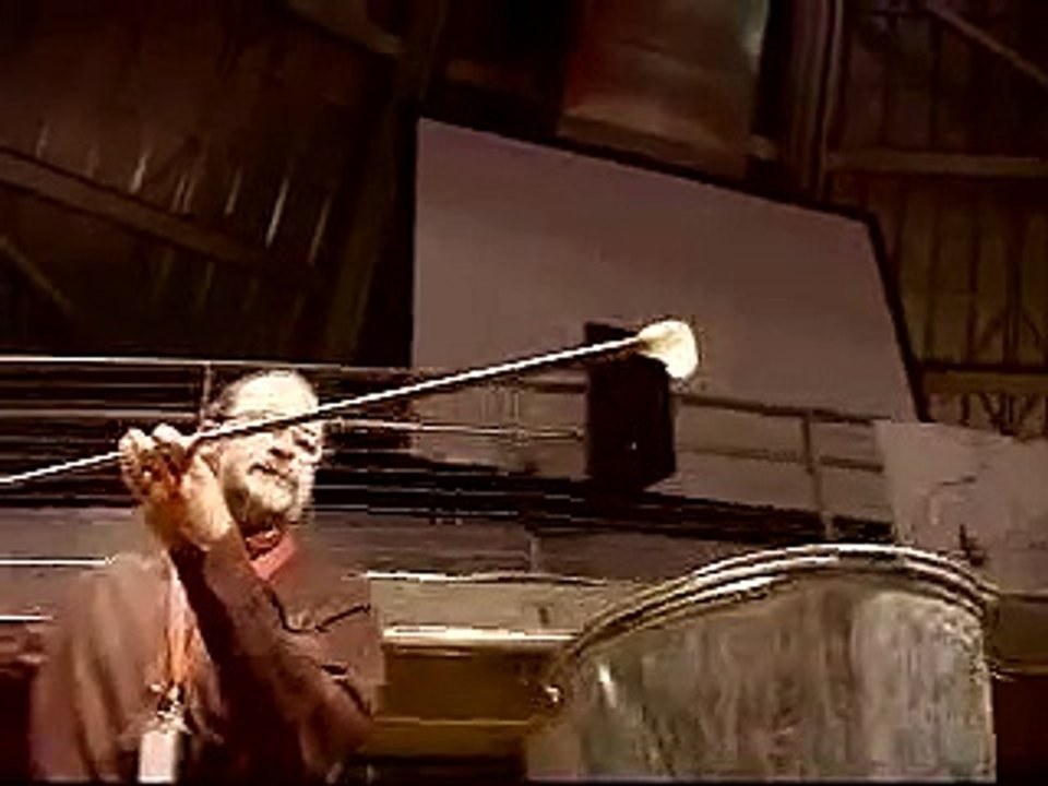 Exploding Glass: Rupert's Drop - Museum of Glass