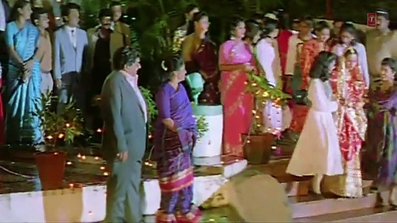 Acha Sila dya tu mere pyar ka yr ne he loot lya ghar yr ka