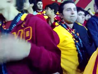 Kimileri manitayla geziyor... yeni beste