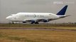 Flughäfen verwechselt: Riesen-Boeing startet von Mini-Airport