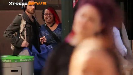 Des gens se mettent à danser en plein milieu de la route à New York