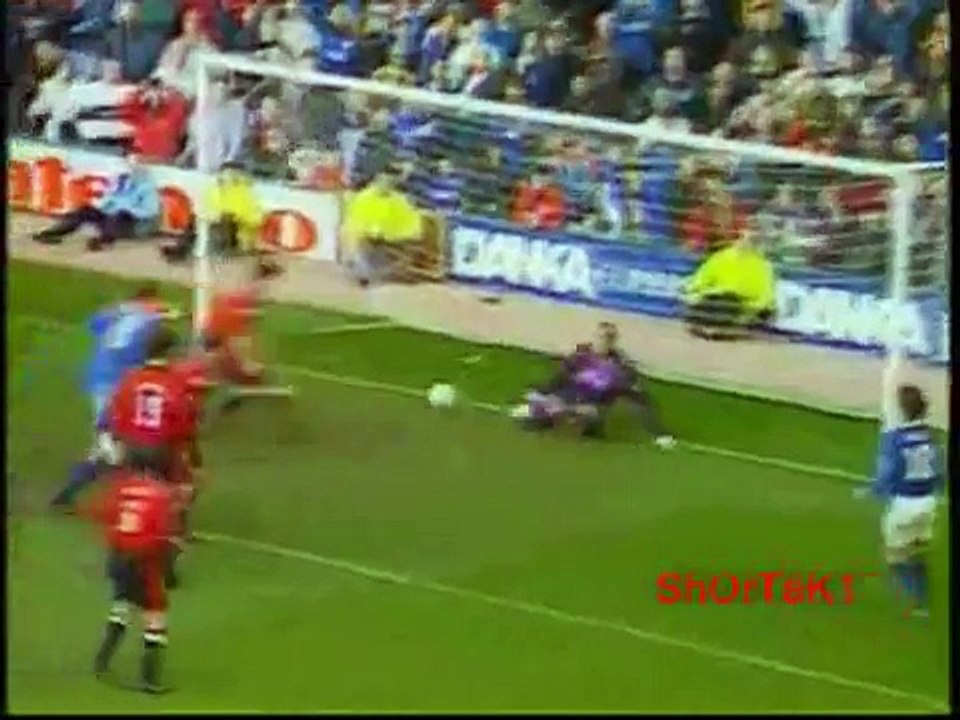 █ " Peter Schmeichel - The Best Goalkeeper in Football History " █