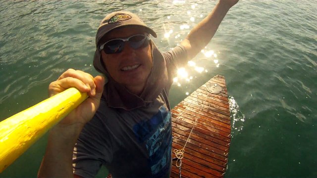 Passeio ao Ubatuba na praia da Enseada, Litoral Norte de São Paulo, Brasil, SUP, em pets reciclados