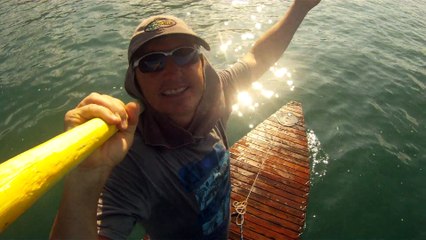 Passeio ao Ubatuba na praia da Enseada, Litoral Norte de São Paulo, Brasil, SUP, em pets reciclados