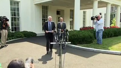 McCain attaches strings to support of Obama's plan