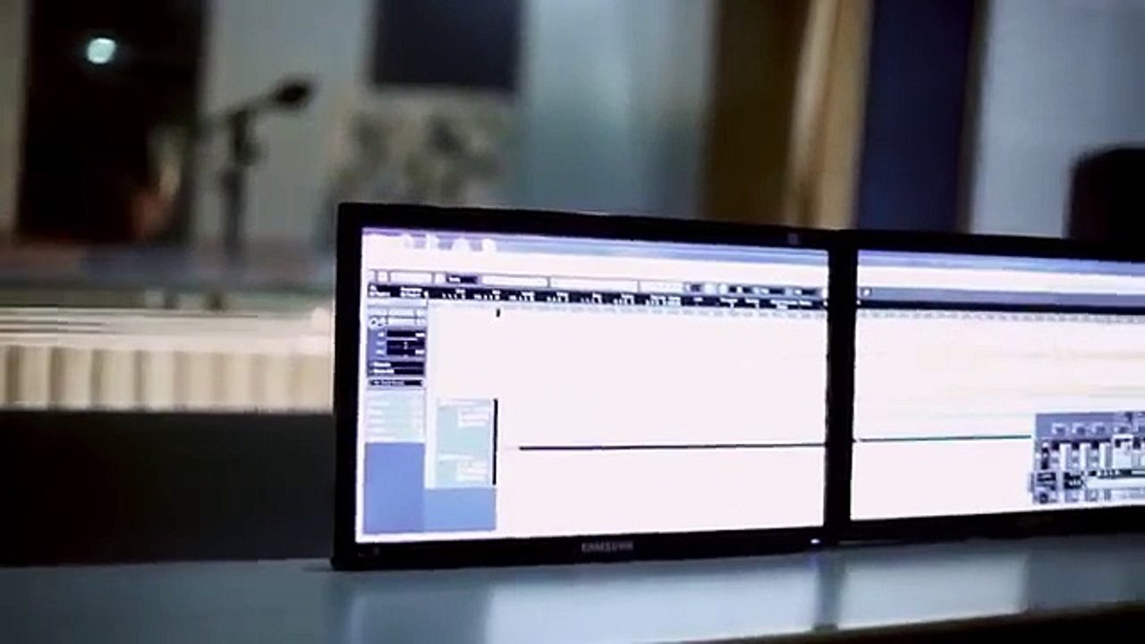 Blue Eyes Yo Yo Honey Singh Cover - Noddy Khan - 2014