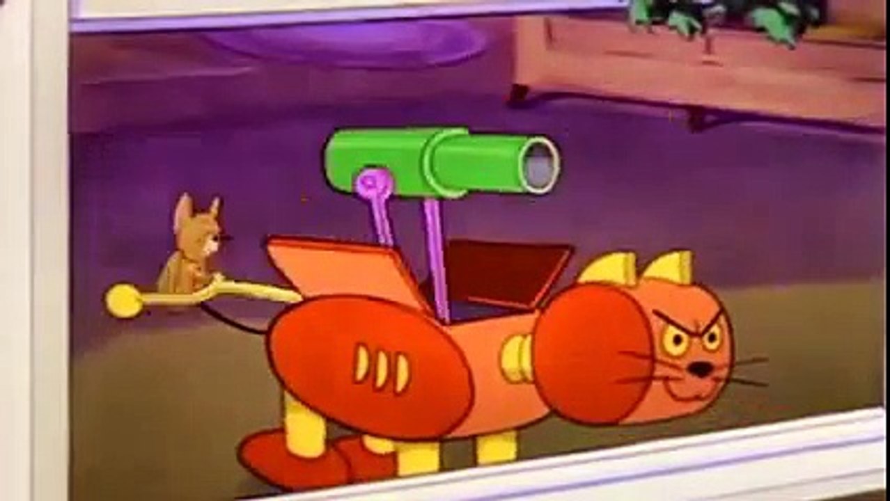 The battle between machine and jerry cat