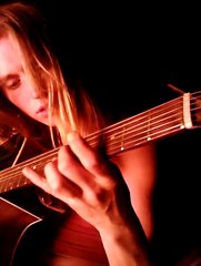 Distance playing by fire sounding like missing sitar player for Velvet Underground.