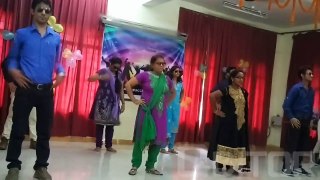 funny dance by non dancers