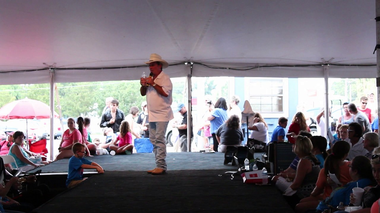 Tony Nance sings 'Bridge Over Troubled Water' Elvis Week 2015