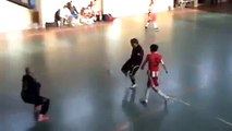 YouTube: Terrible patada en partido de fútsal en Argentina