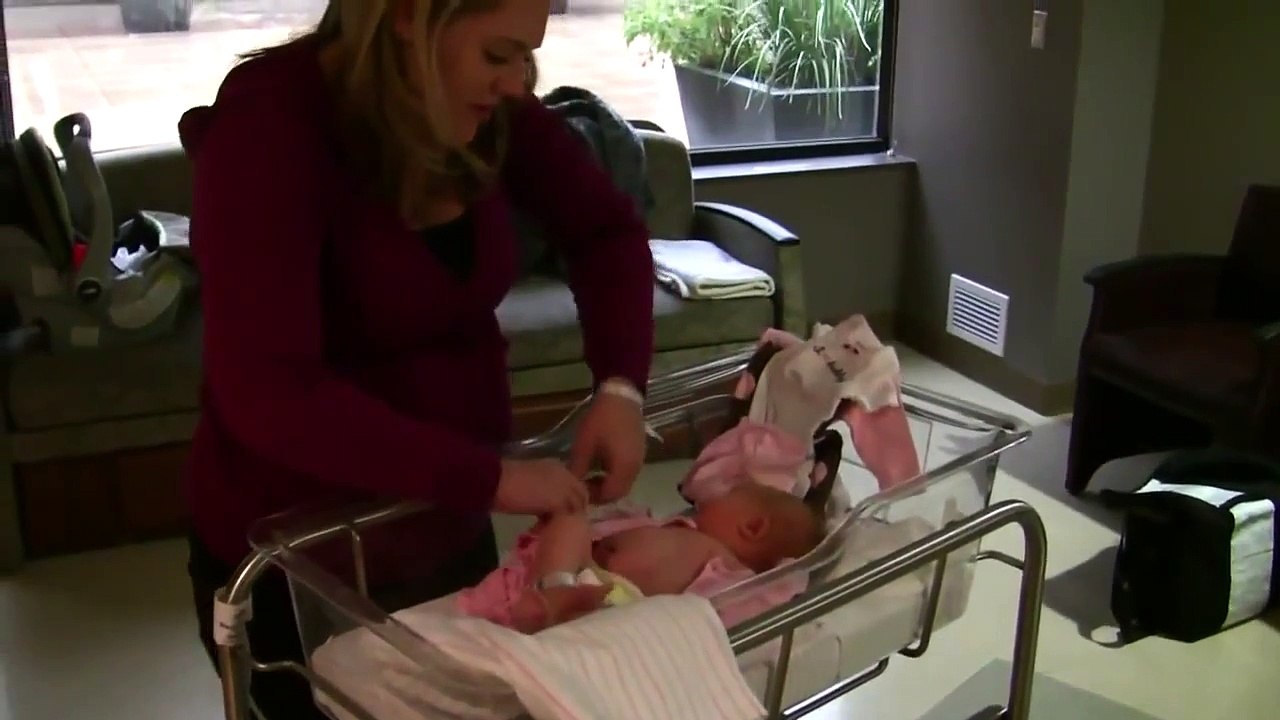 Alison comes home from the hospital