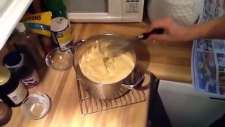 Making sponge candy at home