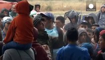 Repubblica di Macedonia: al confine poliziotti con manganelli contro i migranti