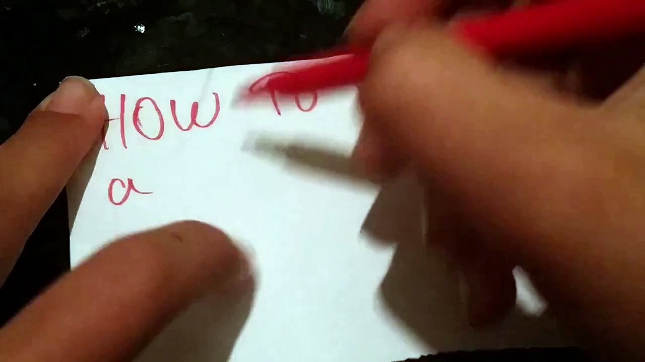 How to draw a cartoon lipstick