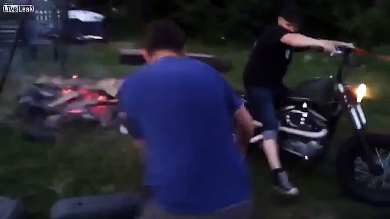 With Harley Davidson burn on the grill :D
