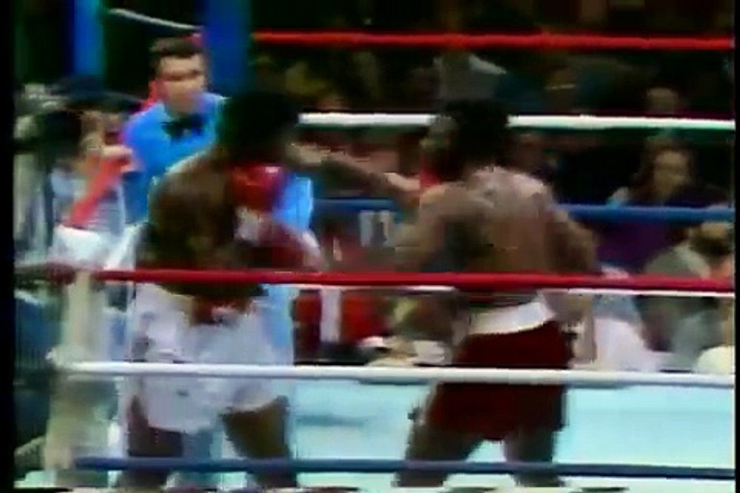 TATE VS WEAVER -1980 -CHAMPIONSHIP FIGHT.BIG KO!