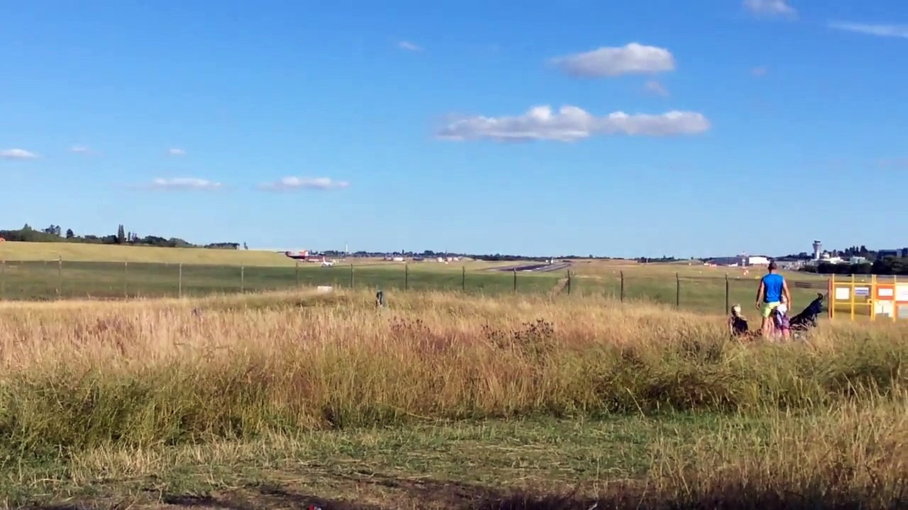 Brussels Airline take off bhx