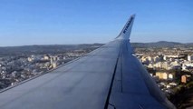 Ryanair Boeing 737-800 landing at Faro!