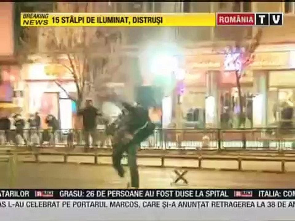 REVOLUTIE 2012, 16.01.2012 (bilantul distrugeri...