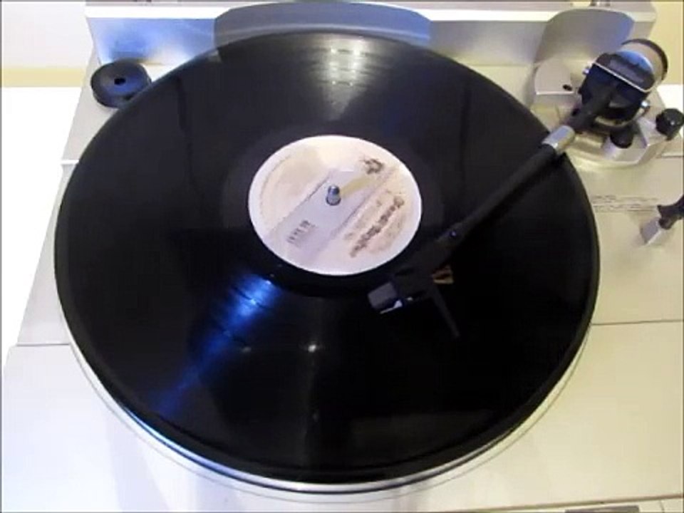 Ferdi Tayfur Gurbet elde geçmiyor hasret dolu acı günler Plak kaydı