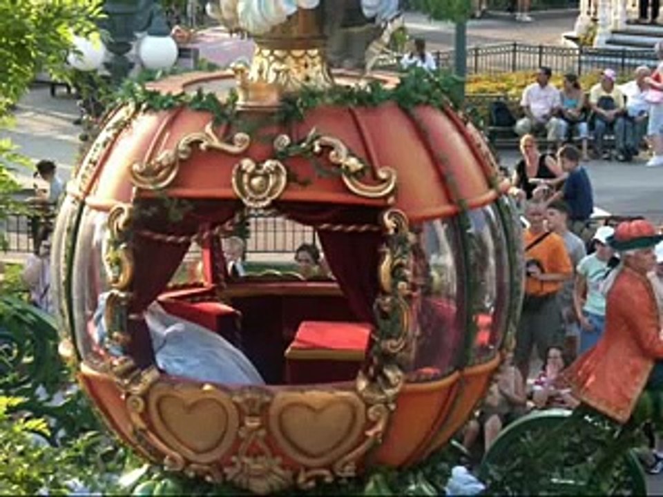 Wonderful World of Disney Parade Disneyland Resort Paris