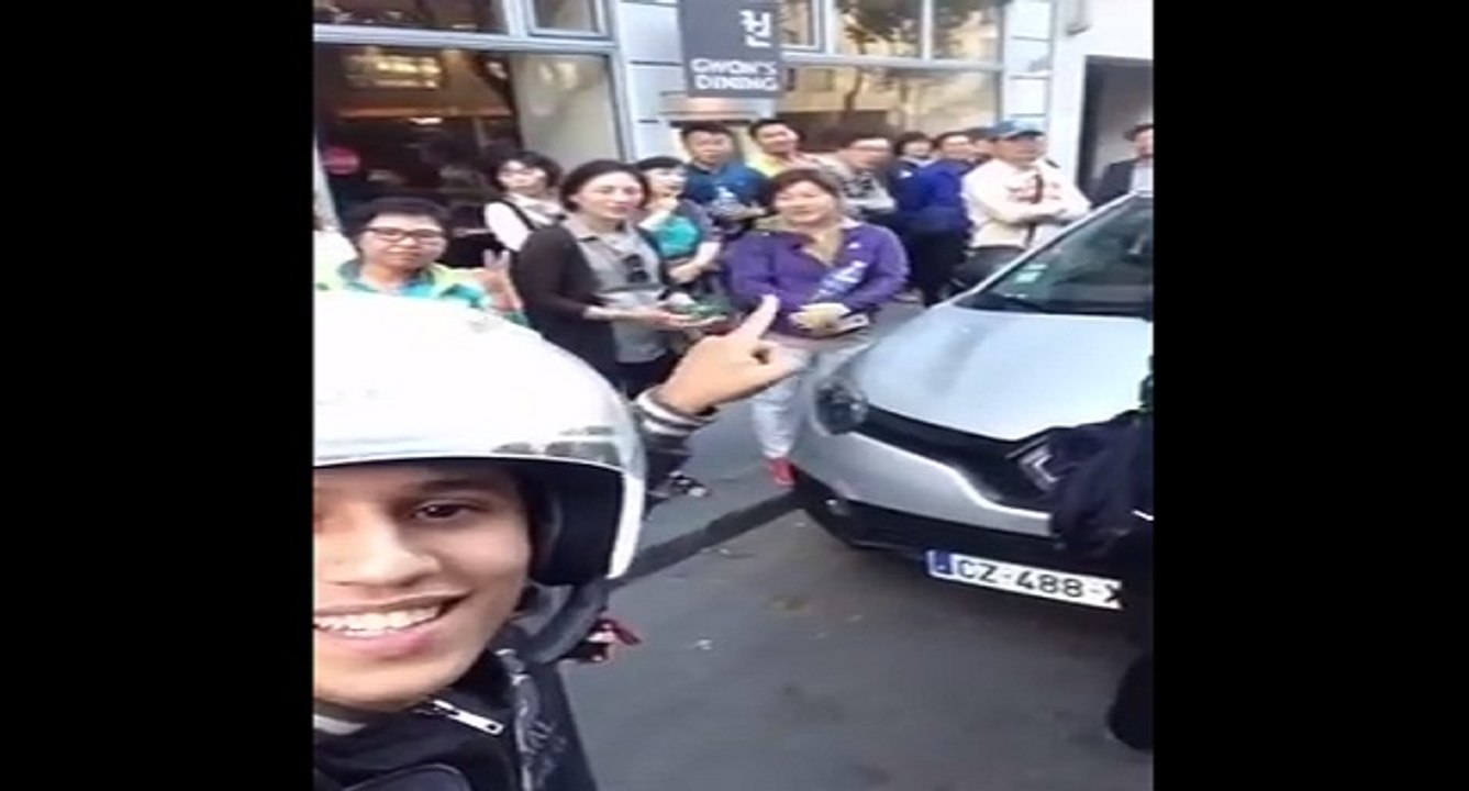 Blague à des touristes chinois