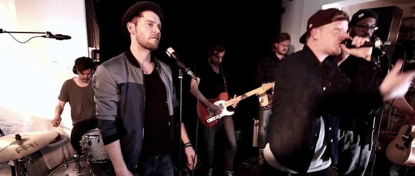 Nico Suave feat Johannes Oerding & Samy Deluxe - Walking