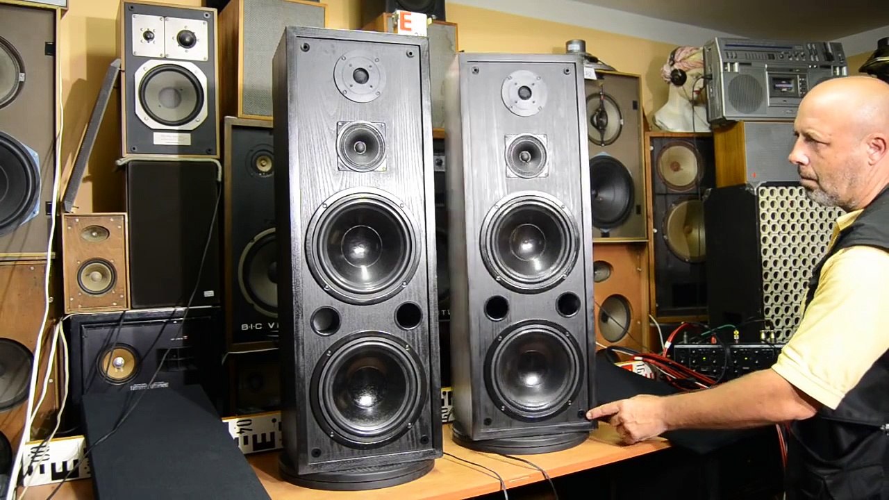 AQ 305 SAPARA-UNI Czech Republic (TVM - Tesla speakers)