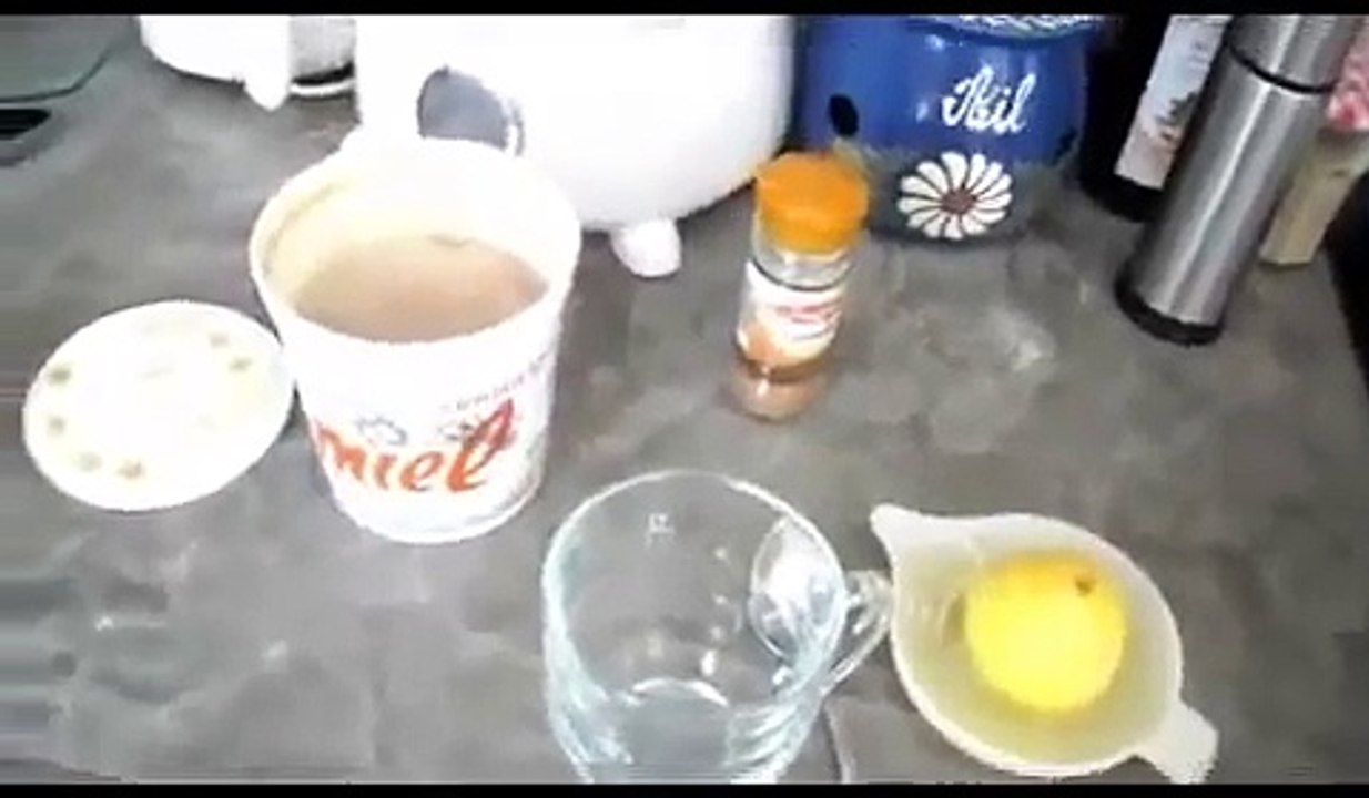 Recette Detox Citron Miel Cannelle pour retrouver un ventre plat