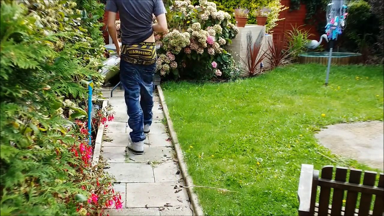 Sagging with the Hosepipe Getting Wet