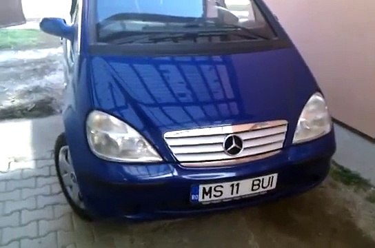 Replacing Mercedes A-Class W168 Headlight bulb -Simple & Easy Method