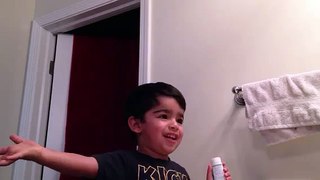 Kids french song - bathroom singing