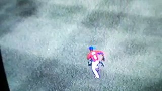 MLB 11 glitch - throw backwards