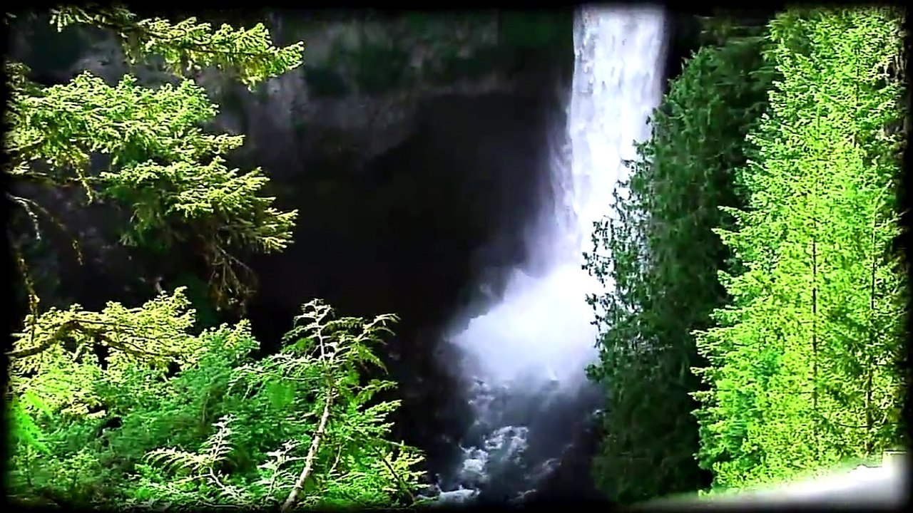 Dane Tudor and Leigh Powis do some Epic Cliff Jumping  and Parkour Whistler