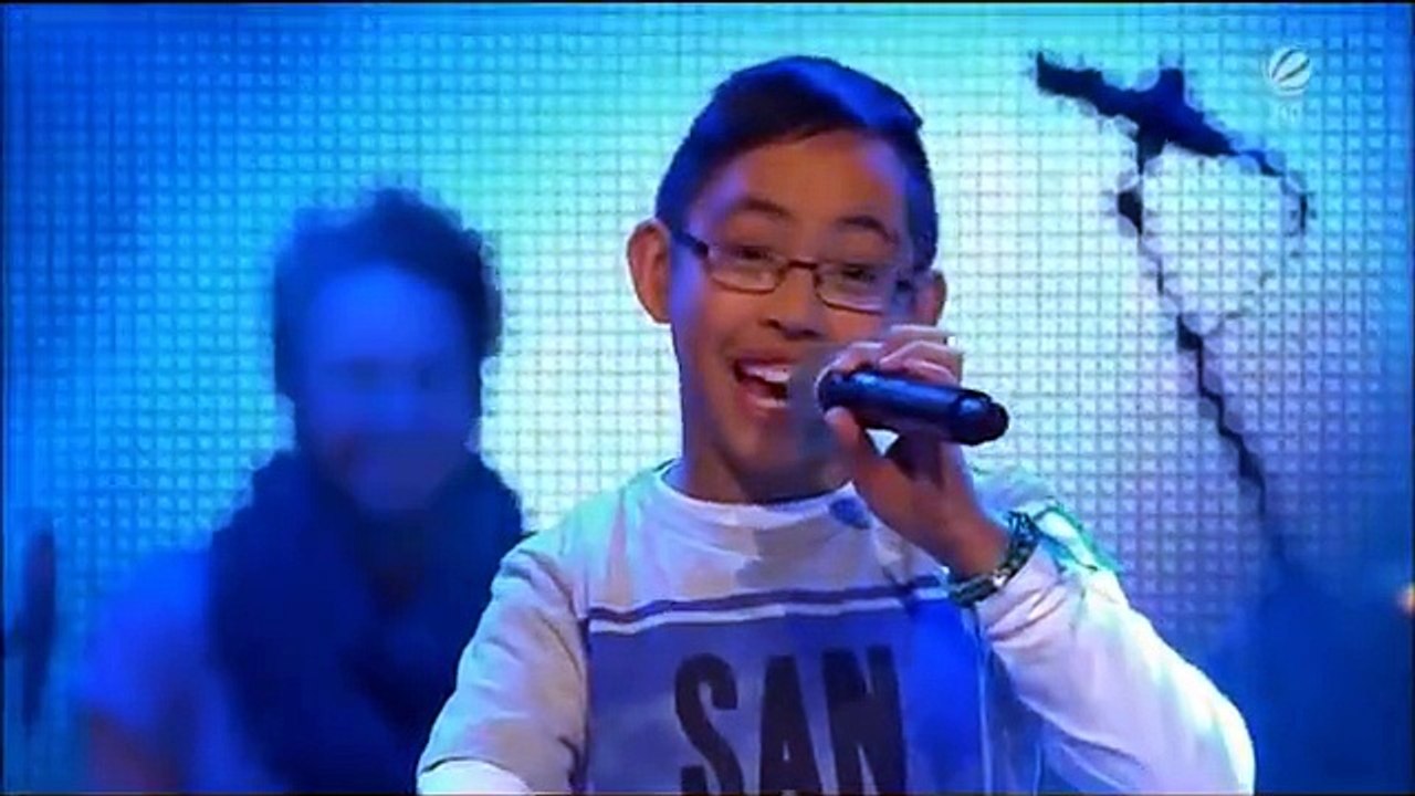 Eleni vs. Dave vs. Linnea | Fireflies | The Battles | The Voice Kids Germany | 10.04.2015