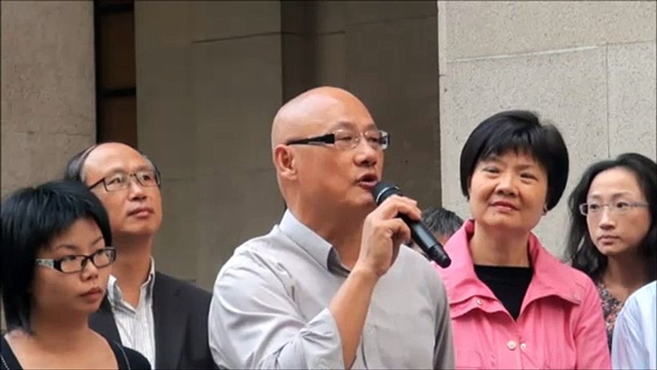 政府疑似明益地產商, 陳偉業發言 @ "不賣政府山, 不要地產山" 運動 2010.11.23