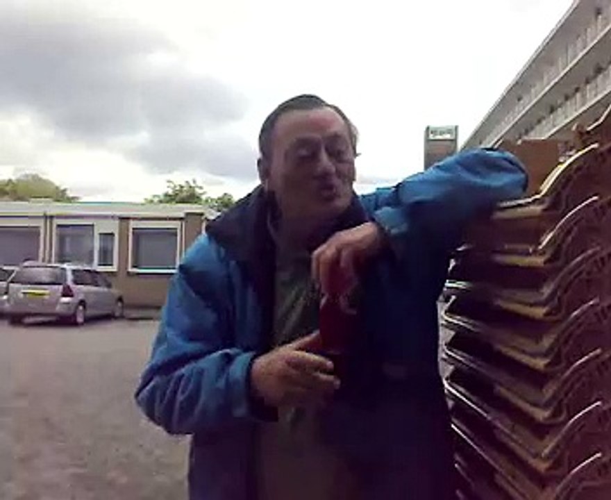 Willem Kanon verteld een mop!