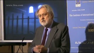 Lord Puttnam on Educating for the Digital Society