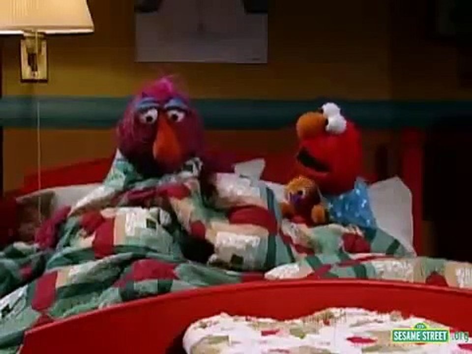 Sesame Street - Sleepover at Telly's
